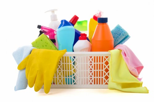 Thorough kitchen end of tenancy cleaning in Ruislip